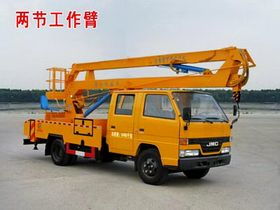 高空作業(yè)車 現(xiàn)代建筑與維護的空中利器